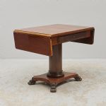 1549 2139 DROP-LEAF TABLE